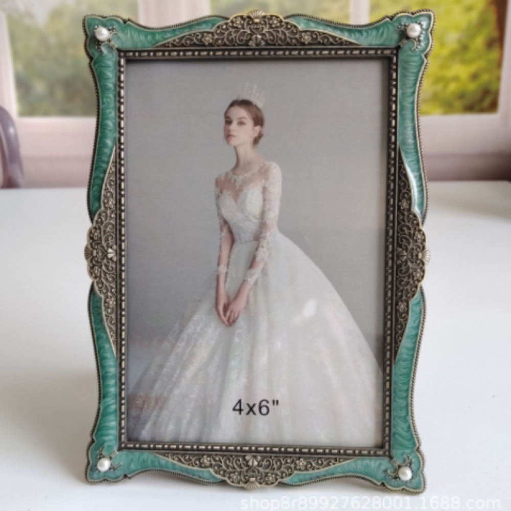 Vintage Metal Picture Frame,Picture Frames For Wall And Tabletop Display Family Office