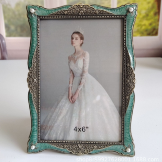 Vintage Metal Picture Frame,Picture Frames For Wall And Tabletop Display Family Office Vintage Metal Picture Frame,Picture Frames For Wall And Tabletop Display Family Office